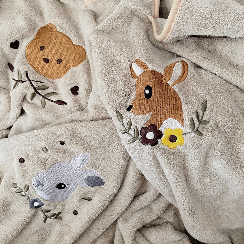 Capas de lana Coral para niños - Hooded Bath Towel reseña y precio